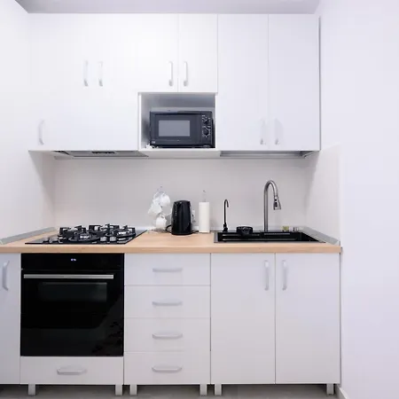 Apartment Charming Hideaway Inspired By El Profesor's Intrigue Bucharest