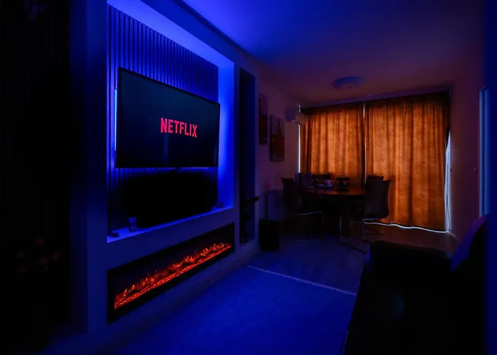 Daire Charming Hideaway Inspired By El Profesor's Intrigue Bükreş