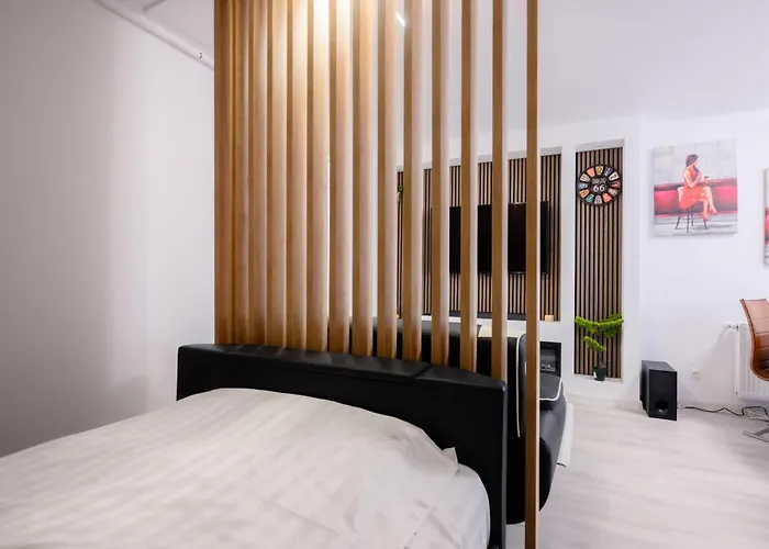 Charming Hideaway Inspired By El Profesor's Intrigue Apartamento *