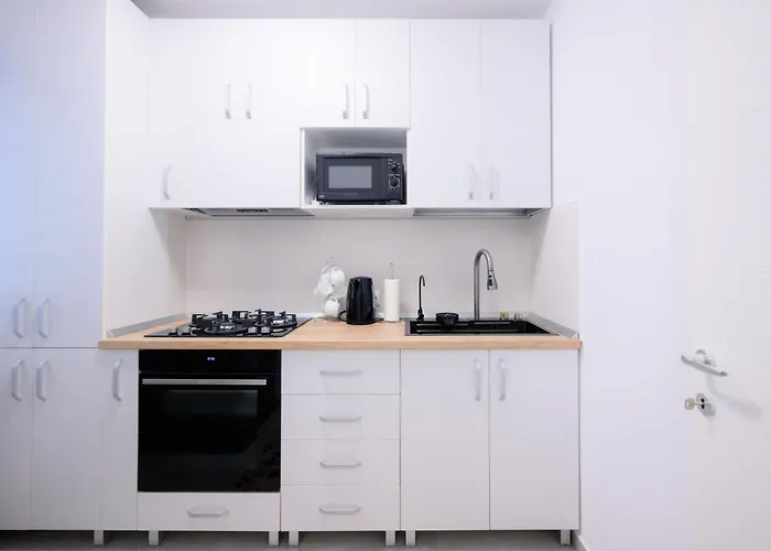 Apartman Charming Hideaway Inspired By El Profesor's Intrigue Bukarest